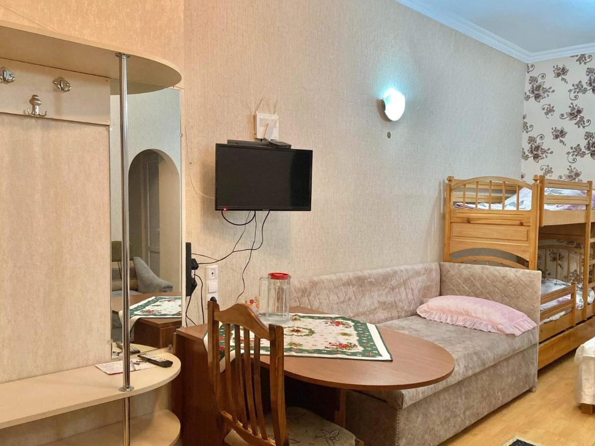شقة Natali'S House بورجومي المظهر الخارجي الصورة