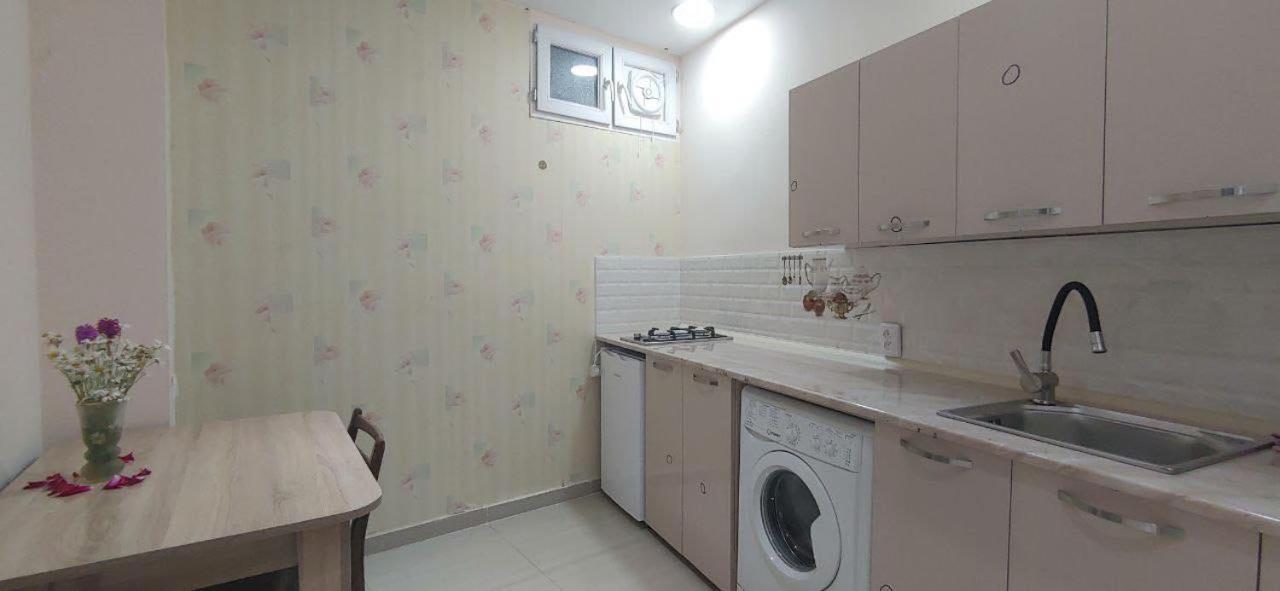شقة Natali'S House بورجومي المظهر الخارجي الصورة